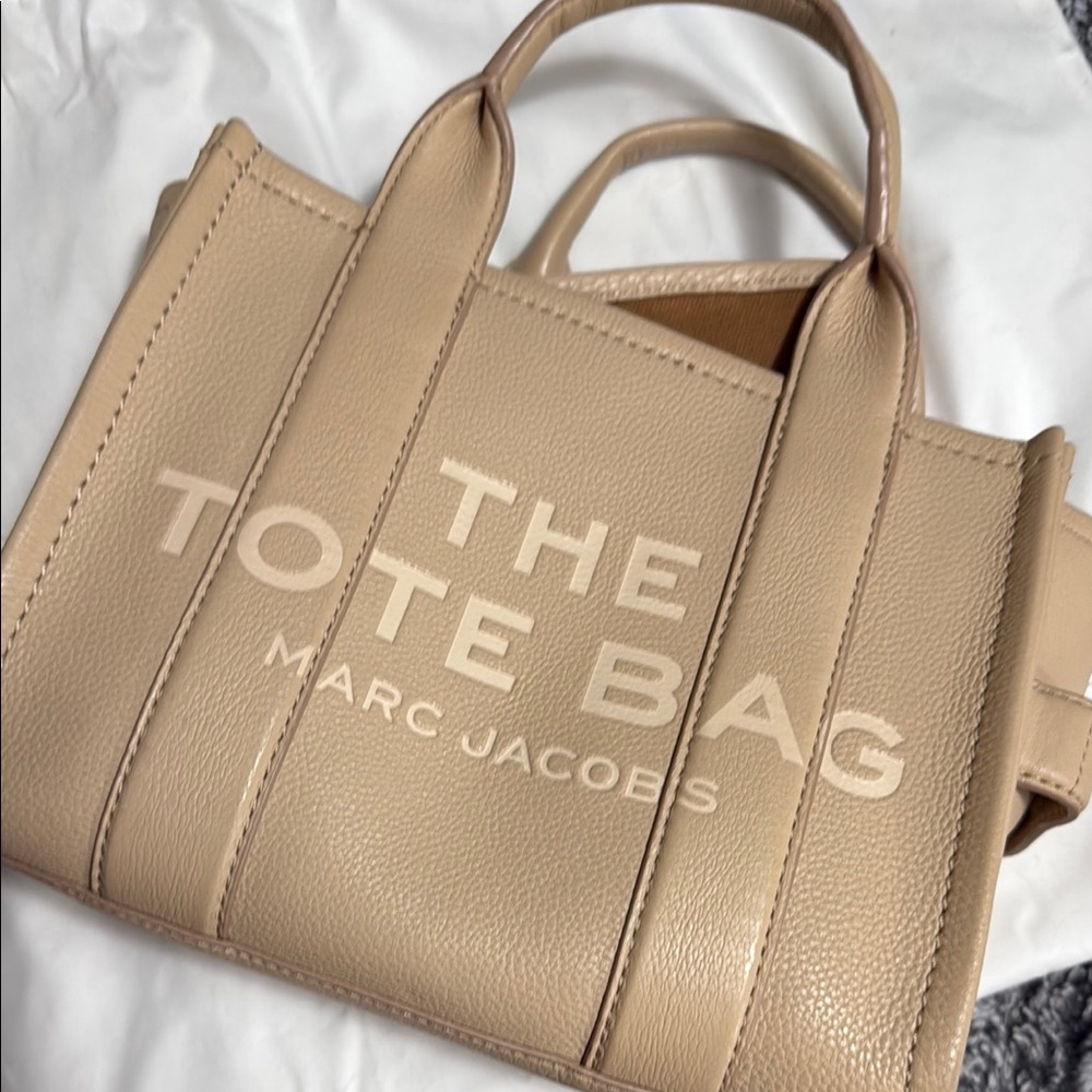 Marc Jacobs Tote Bag Small